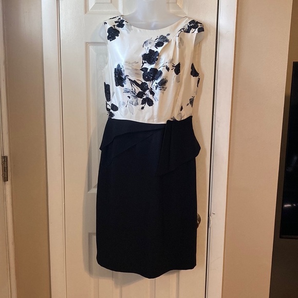 Tahari by ASL casual dress sz: 6 - Picture 1 of 8